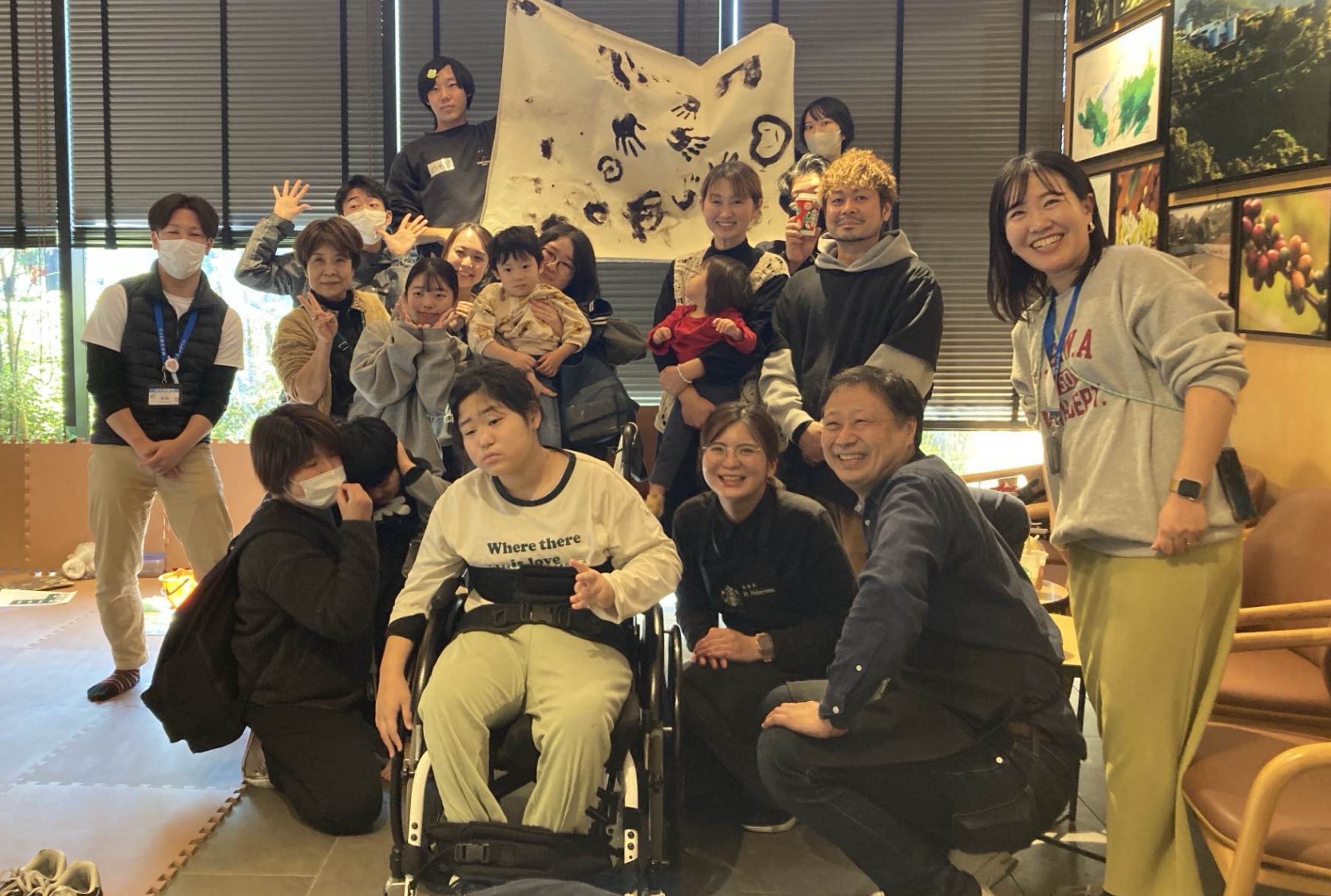 スターバックス清見店でのパパママカフェの様子