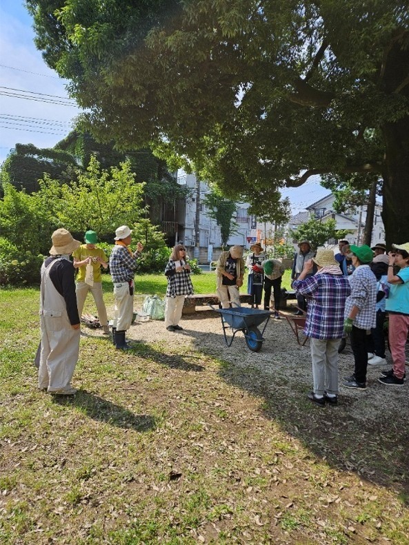 【実施報告】７月１１日（土）「福岡中央公園を愛し育てる会」の活動に伺いました。